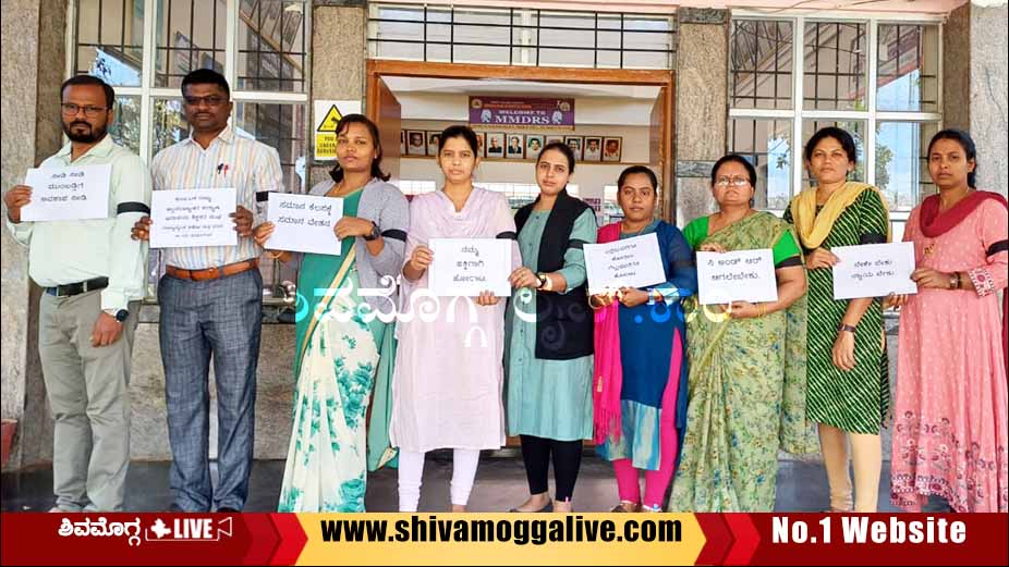Teachers Protest in Residential Schools